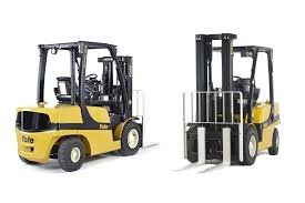 Forklifts Cranes in UAE